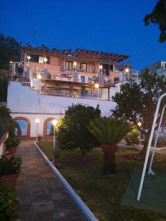 Bed and Breakfast Garden On The Sea Vico Equense Exterior foto